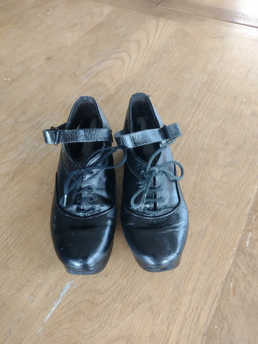 Irish dancing shoes. Size 2. - Image 2