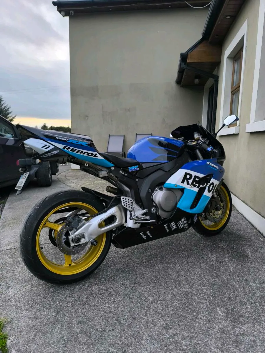 Honda fireblade - Image 2