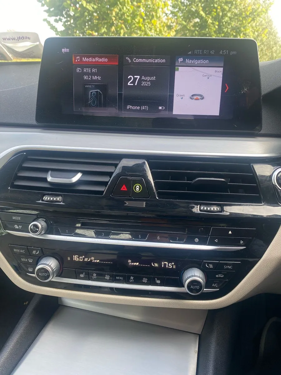 Car - Image 2