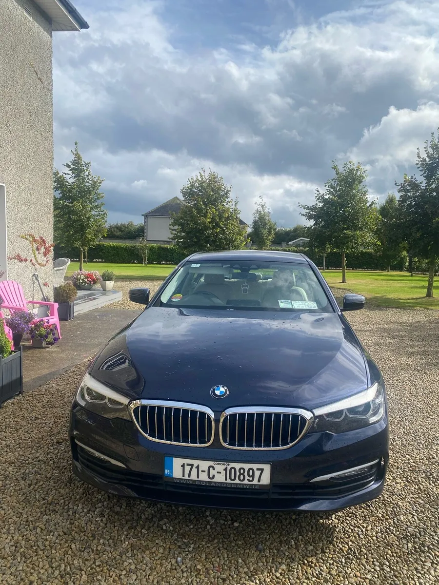 Car - Image 1