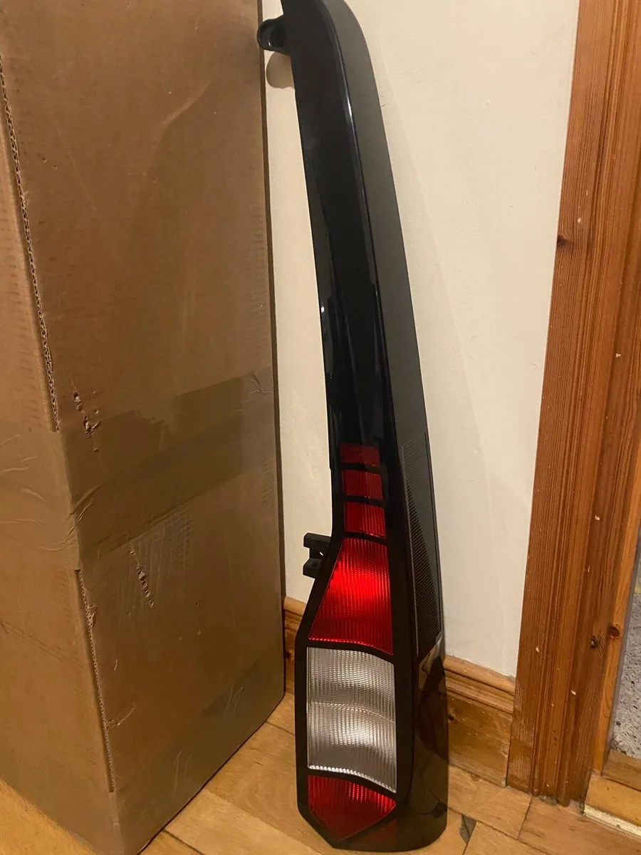 Caddy MKV taillights/door rails A3 8p wheels - Image 1