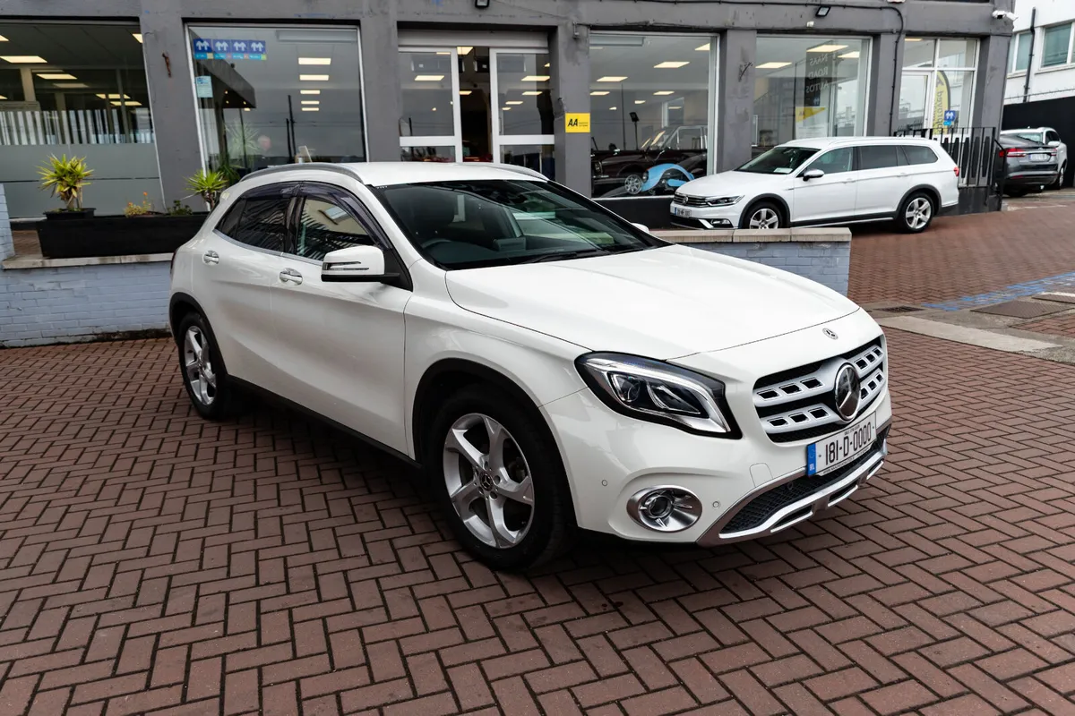 MERCEDES BENZ GLA180 AMG-LINE 5DR ESTATE AUTOMATIC - Image 1