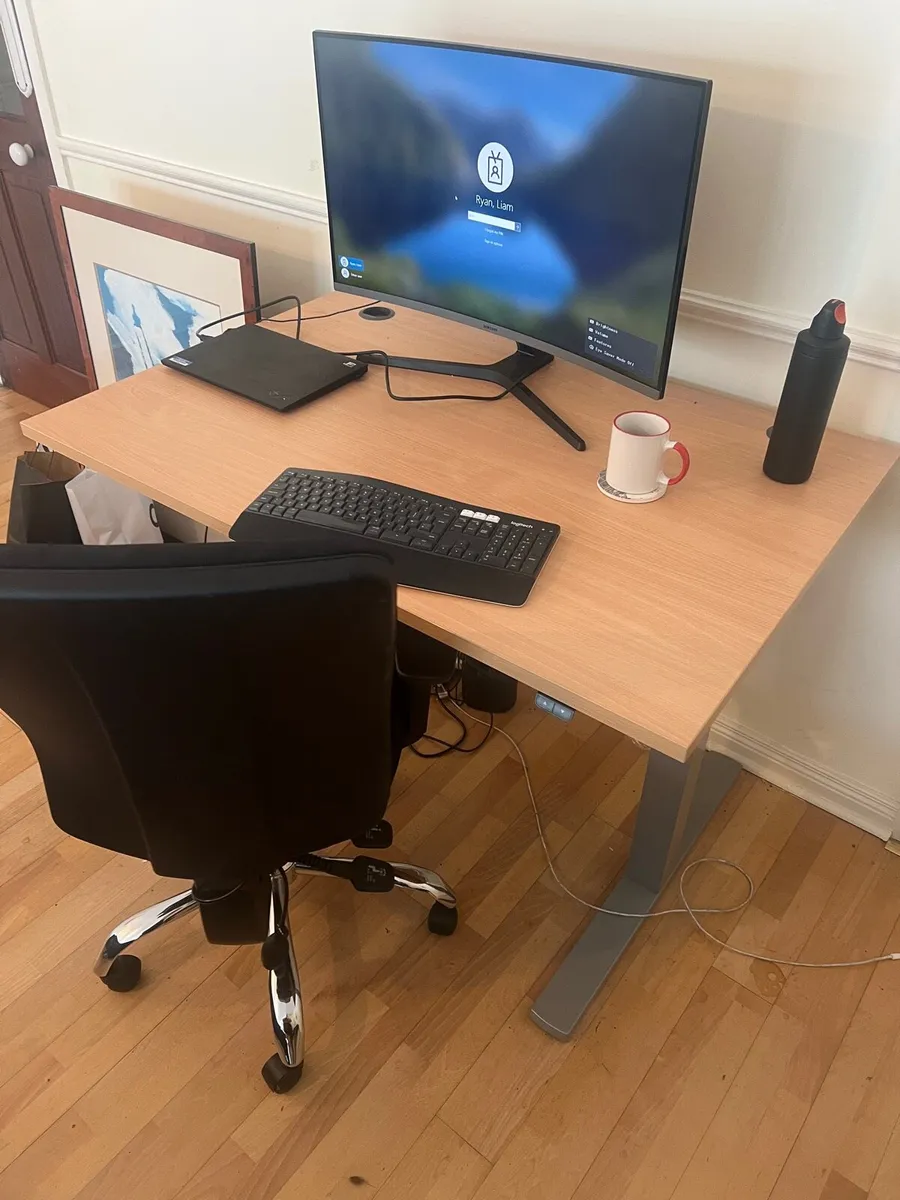 Sit-stand Desk and Ergonomic Chair - Image 3
