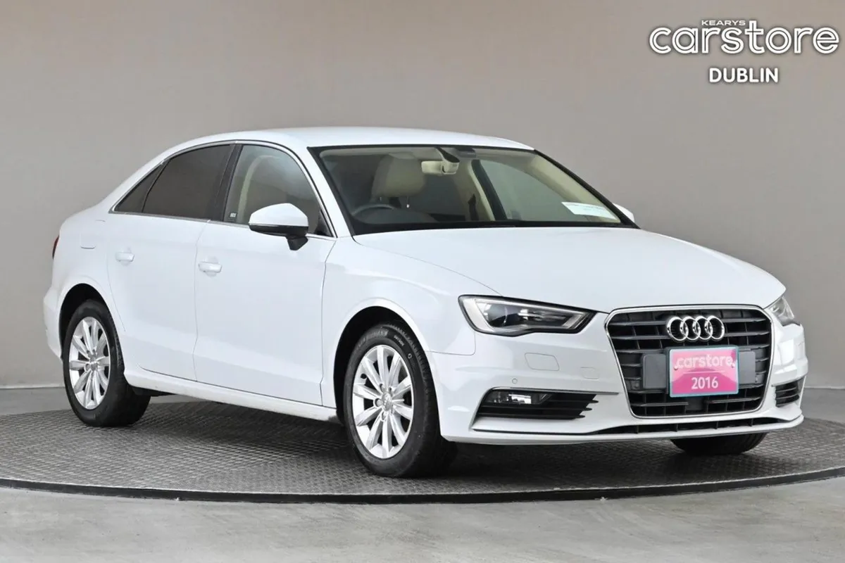 Audi A3 1.4 Tfsi S-tronic 4DR  full Beige Leather - Image 1
