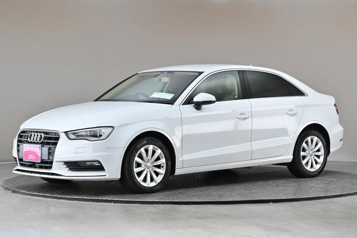 Audi A3 1.4 Tfsi S-tronic 4DR  full Beige Leather - Image 4