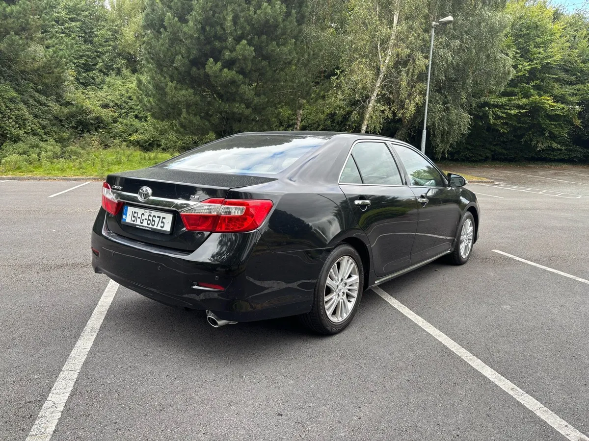 Toyota Camry 2.5i Auto petrol , Non Hybrid - Image 3