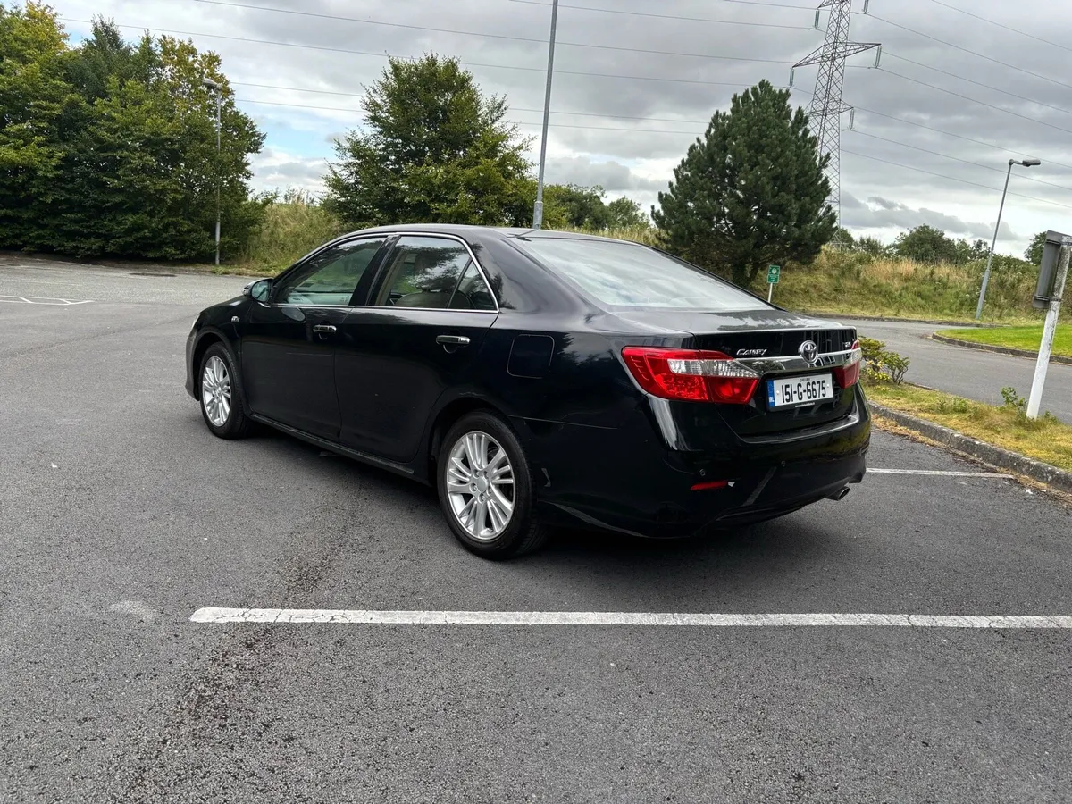 Toyota Camry 2.5i Auto petrol , Non Hybrid - Image 4