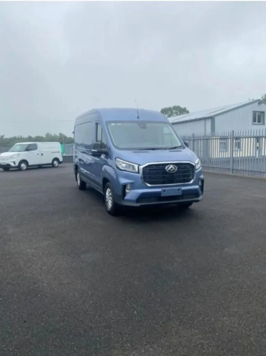 **2025 Maxus Deliver 9 LH FWD** - Image 1