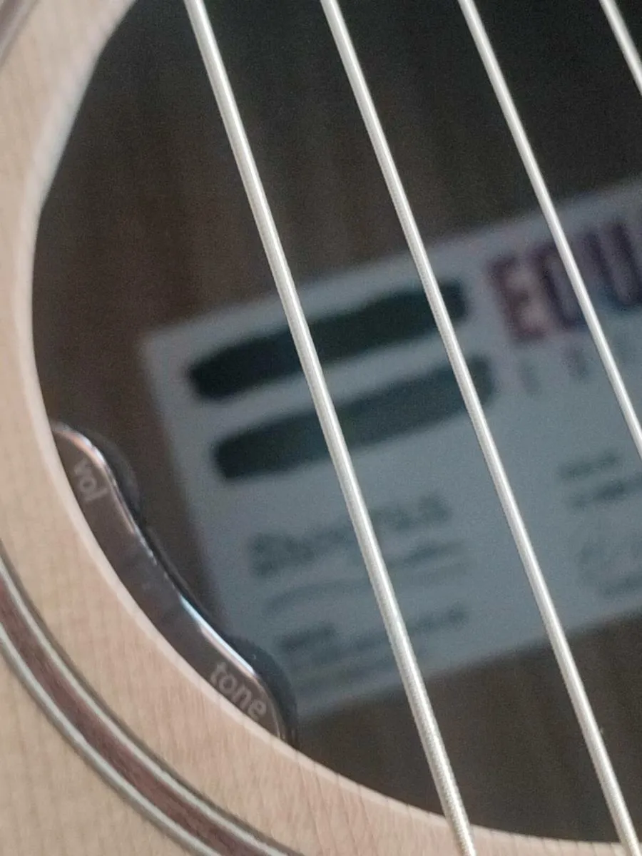 Sheeran by lowden equals edition - Image 2