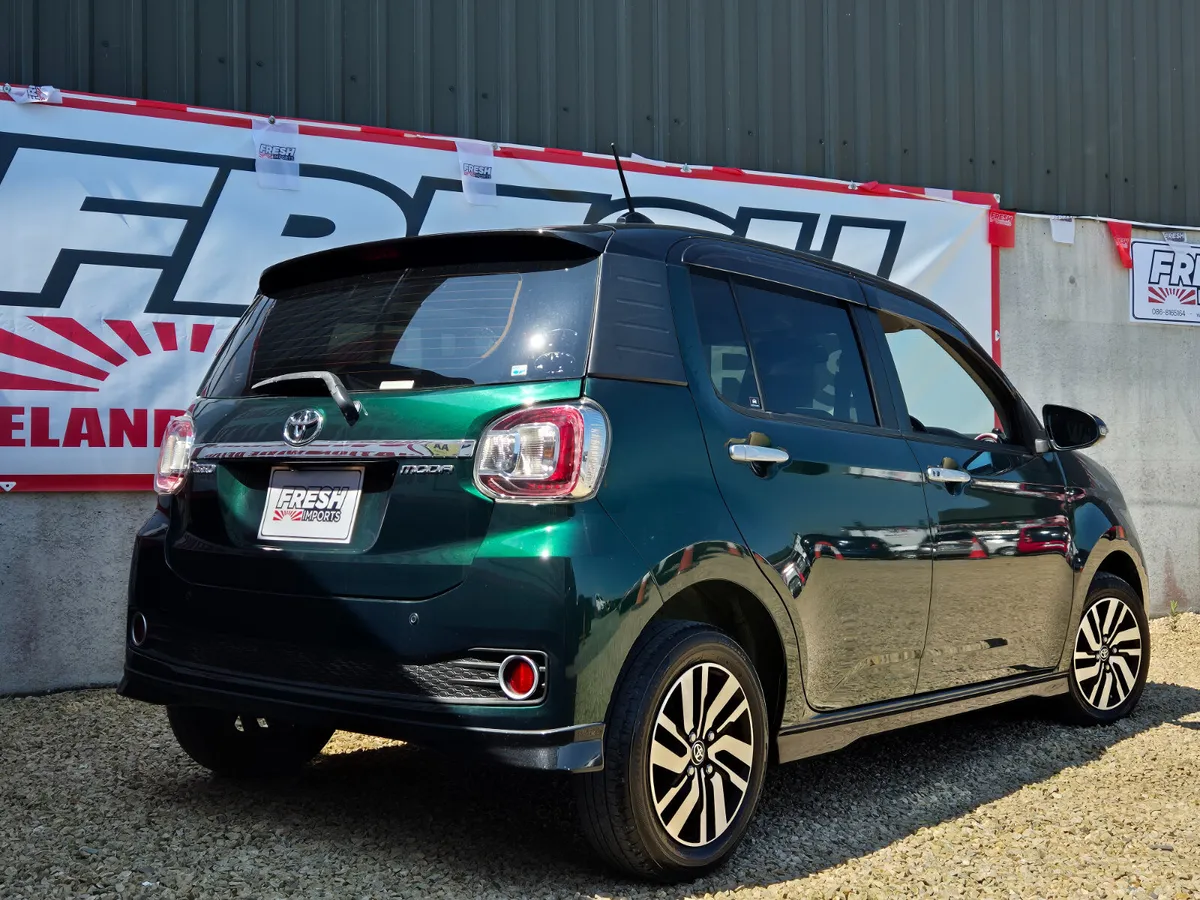 Toyota Passo TOP SPEC (92KM) - Image 2