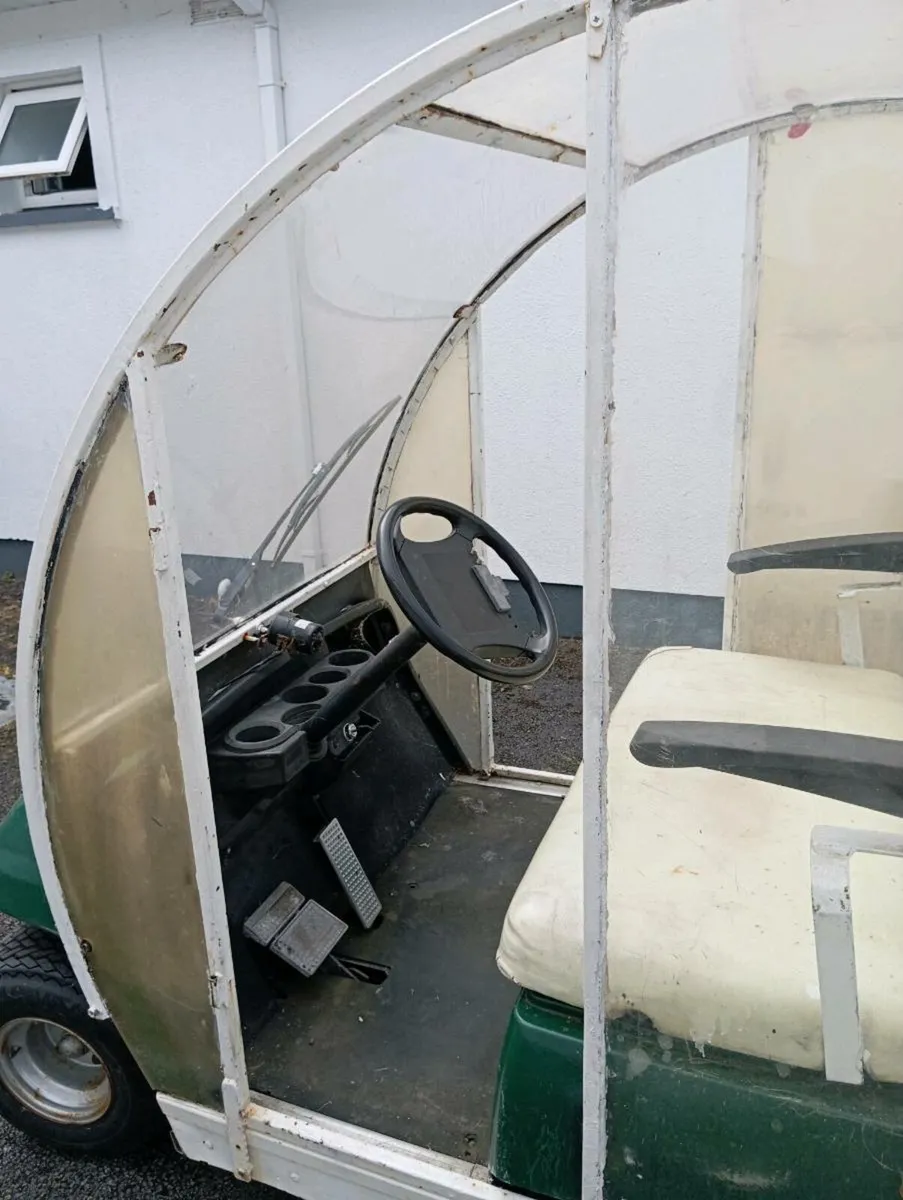 Golf buggy - Image 4
