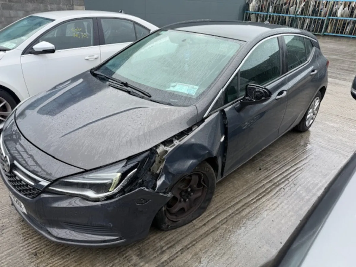 2016 OPEL ASTRA - Image 2