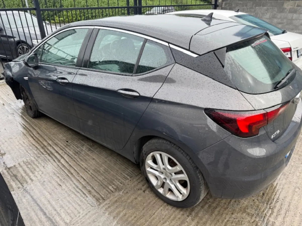 2016 OPEL ASTRA - Image 3