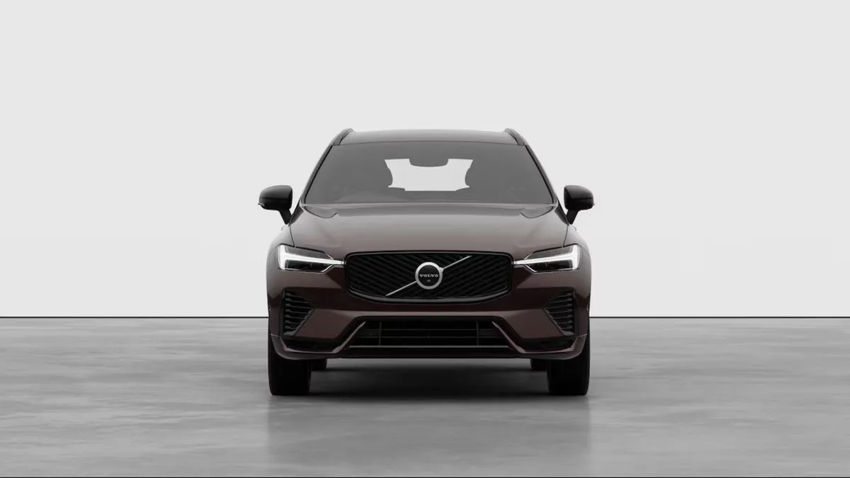 Volvo XC60 T6 AWD Plug IN Hybrid (plus Dark) - Image 1