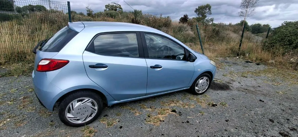 2008 mazda 2 - Image 4