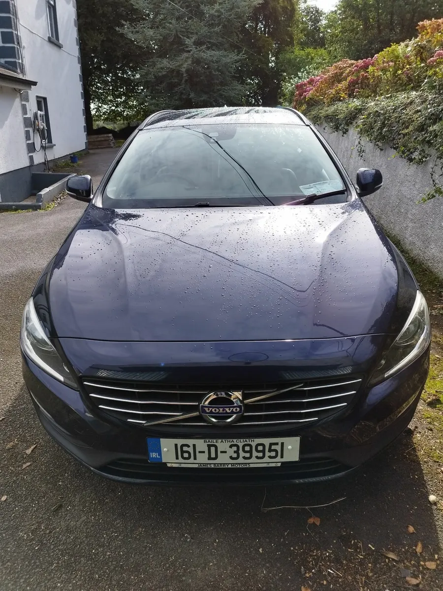 Volvo V60 2016 - Image 2