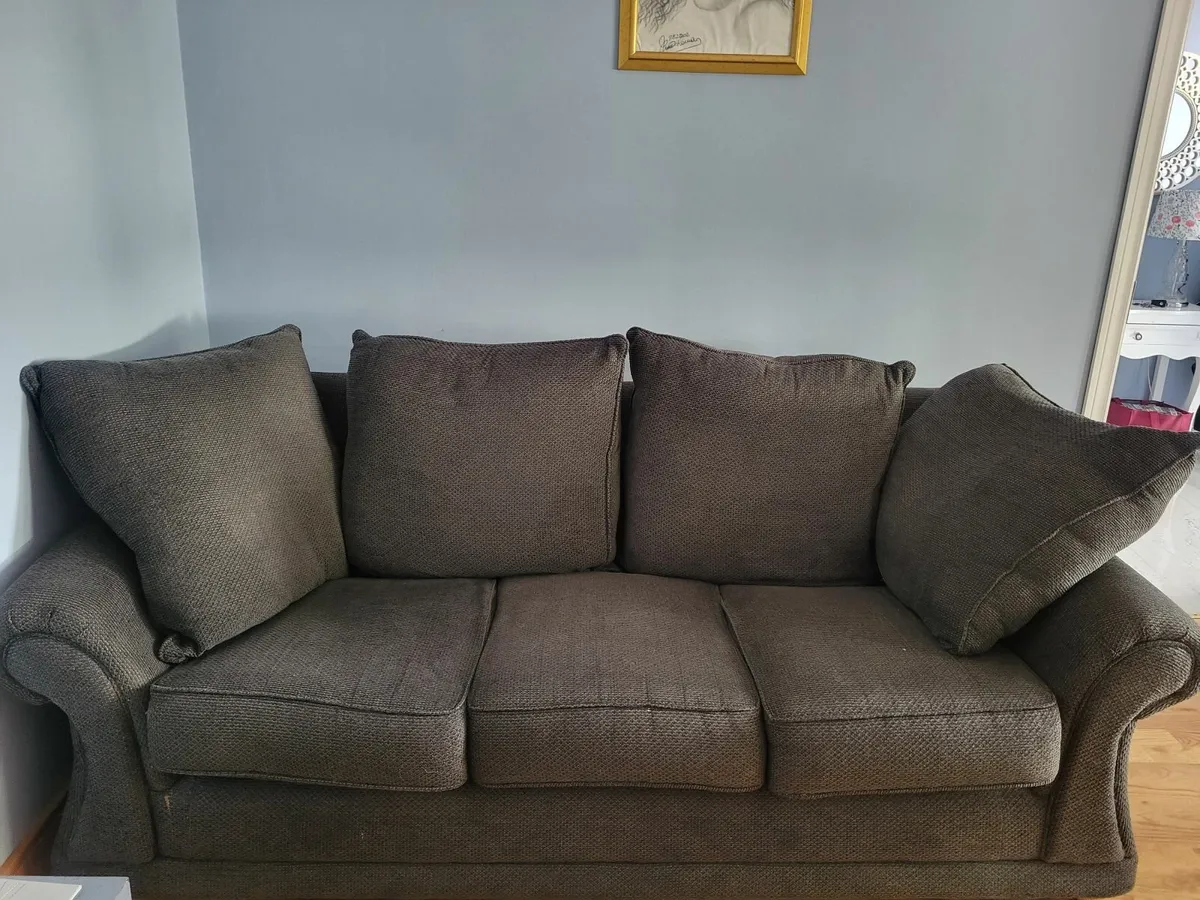 3 seater and 2 seater sofas - Image 3