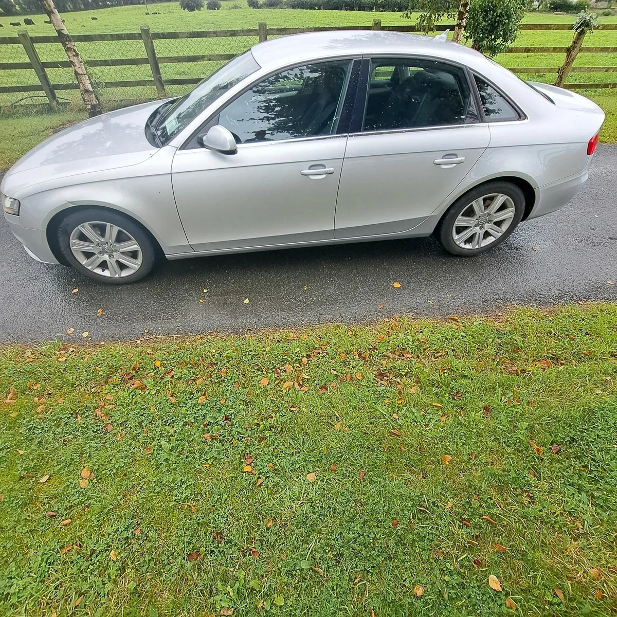 Audi A4 2010 - Image 2