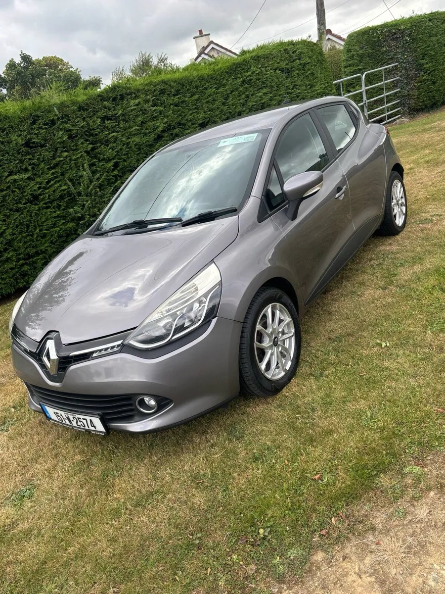 151 Renault Clio 1.1 NCT 10/26! - Image 1