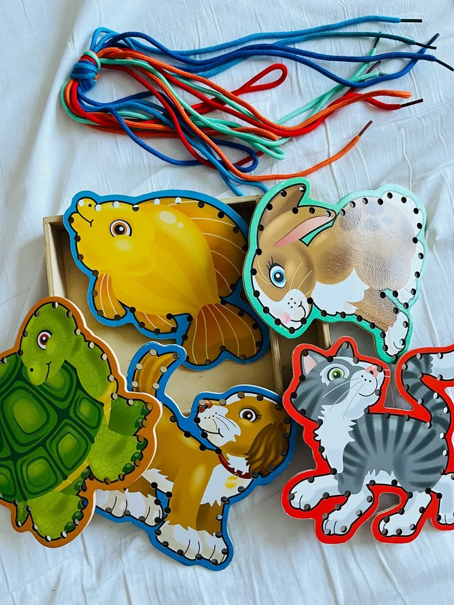 In perfect condition toys - Image 1