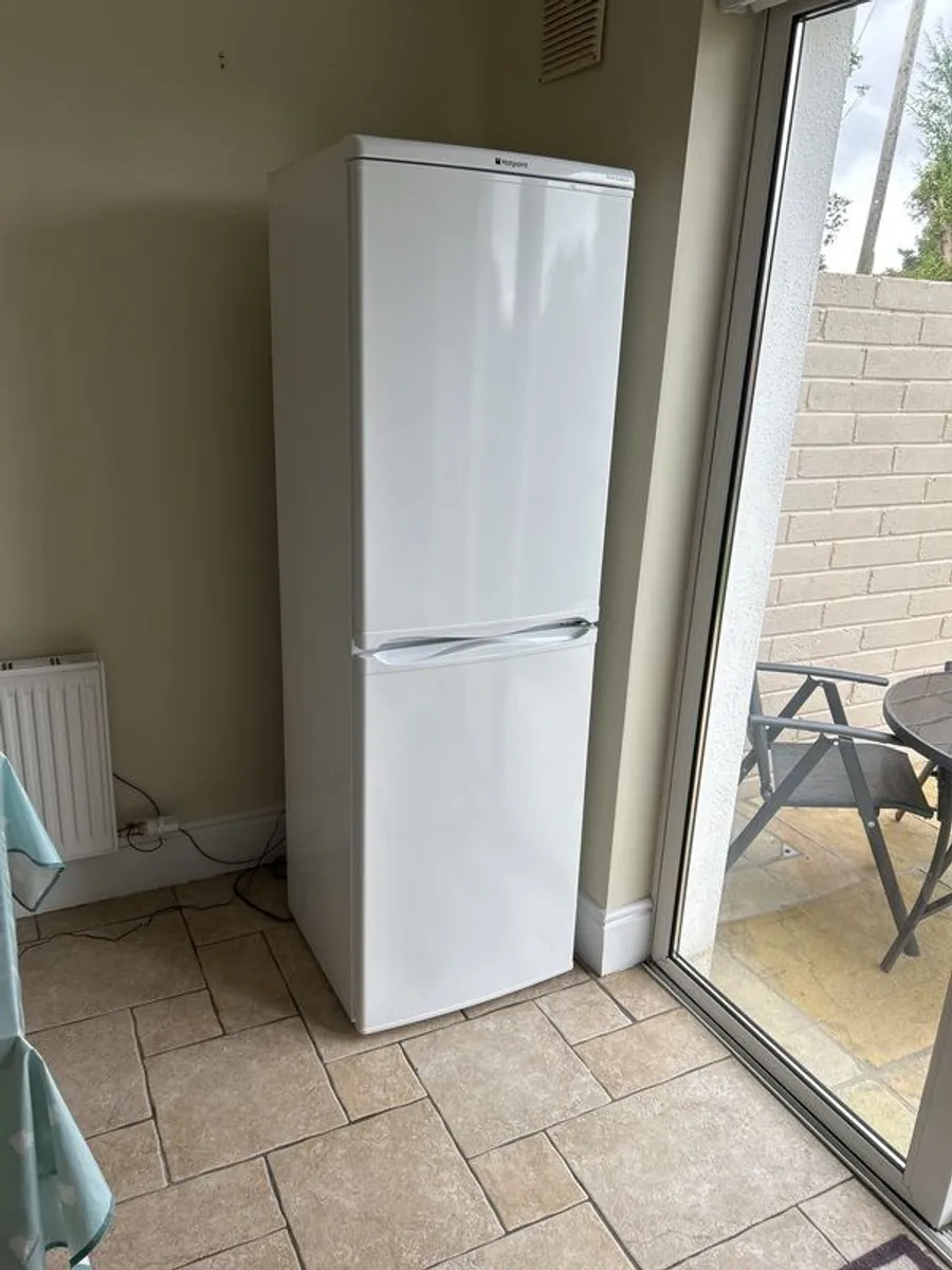 fridge freezer - Image 1