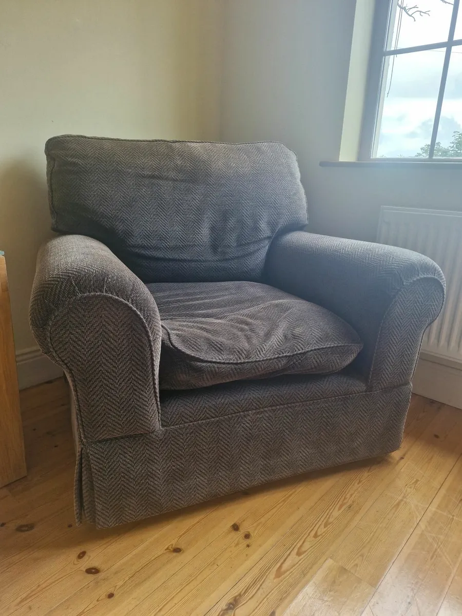 arm chair - Image 4