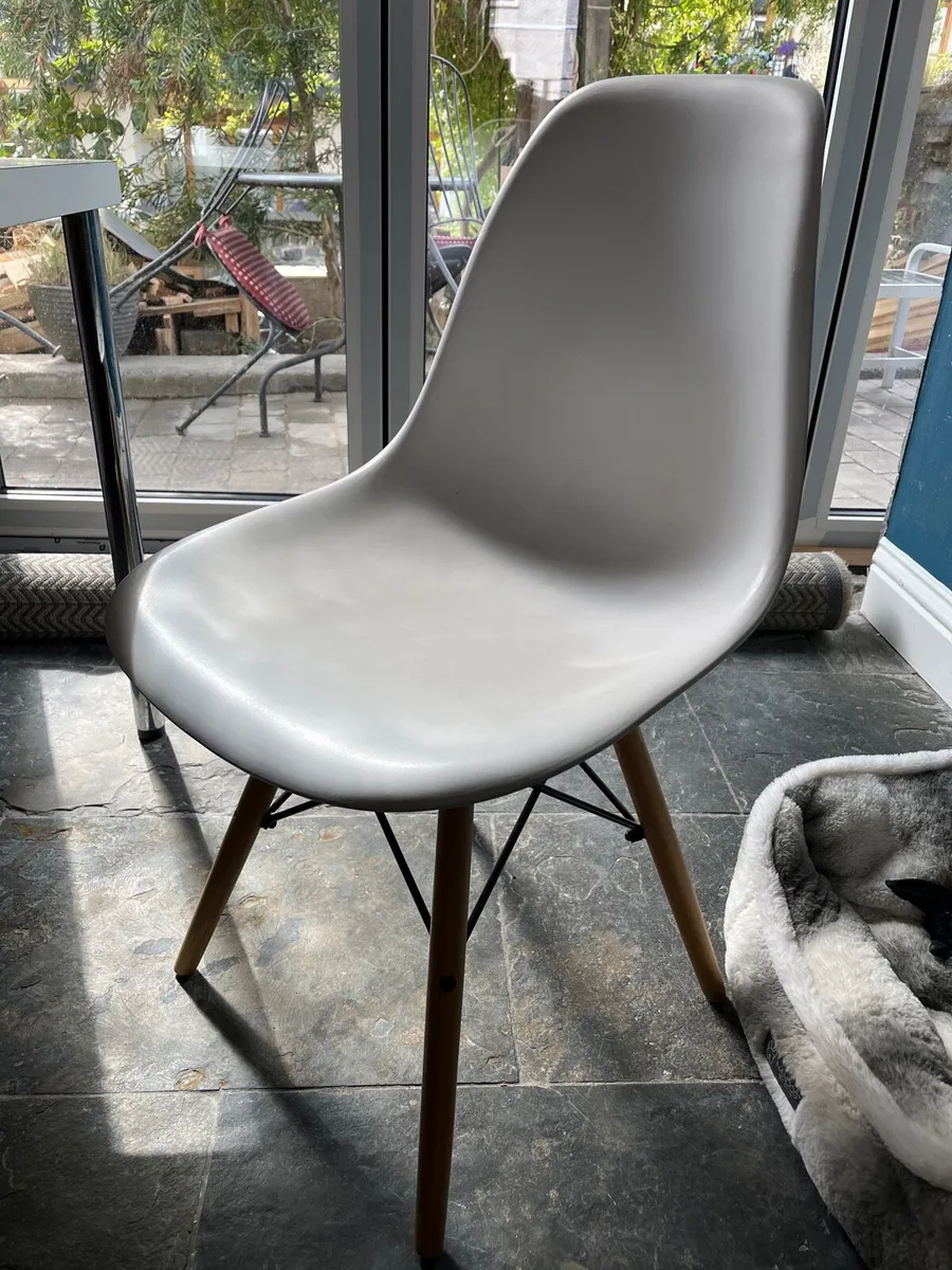 Chair - Image 1