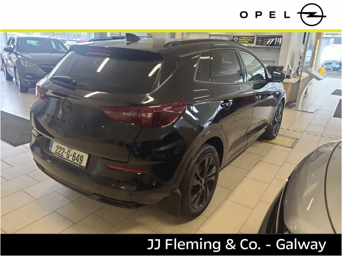 Opel GRANDLAND X SRi 1.2i 130PS 6 Speed - Image 3