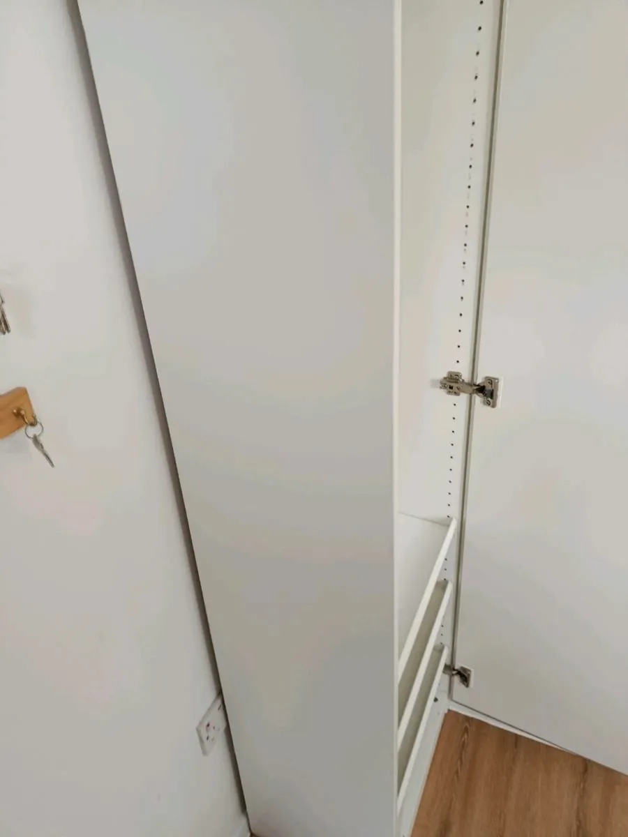 Mirror cabinet - Image 3