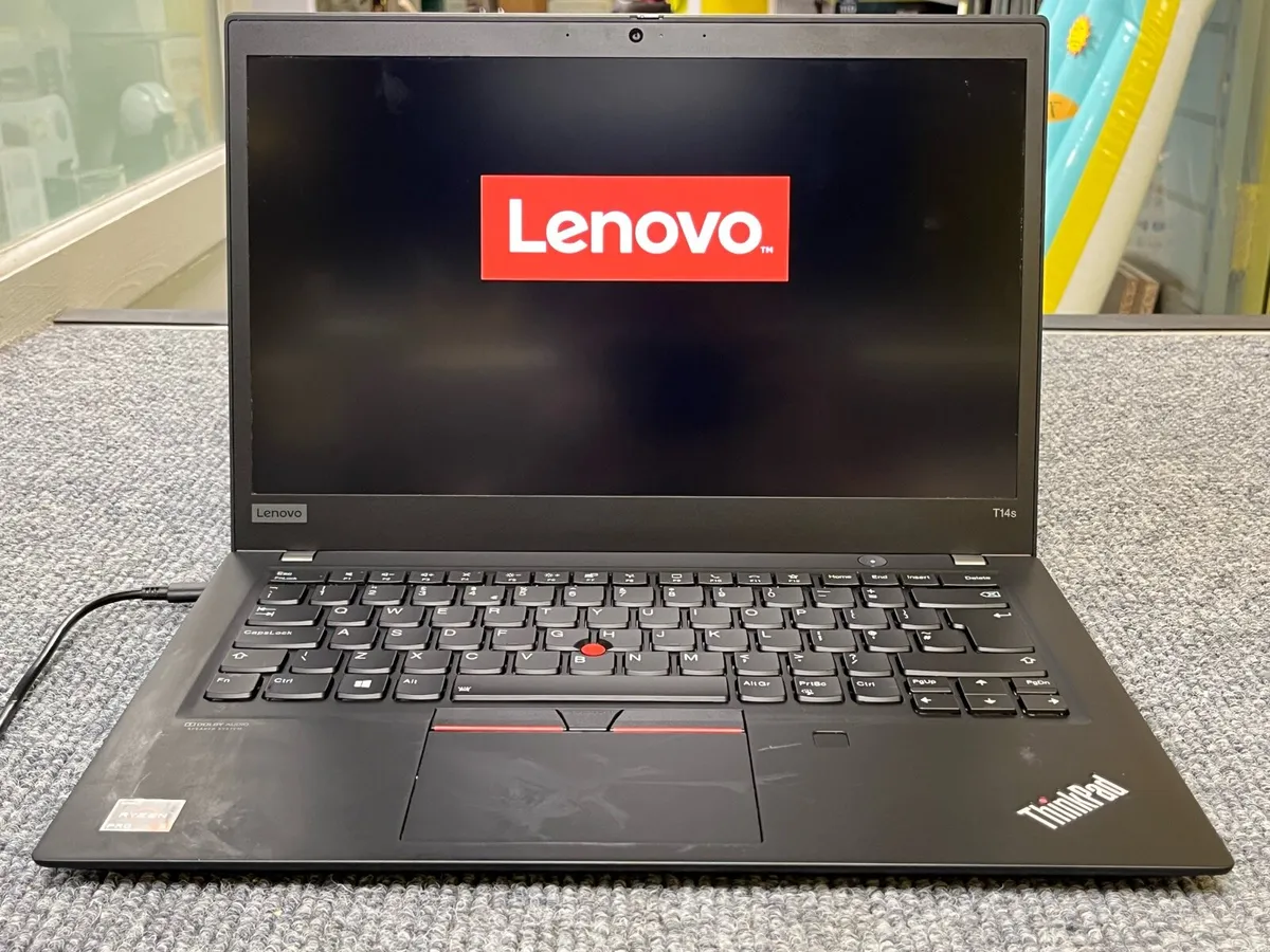 Lenovo Thinkpad T14S