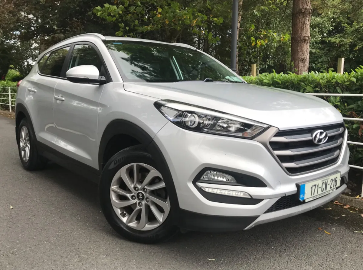 Hyundai Tucson 1.7 D Executive 2WD DCT - Image 2