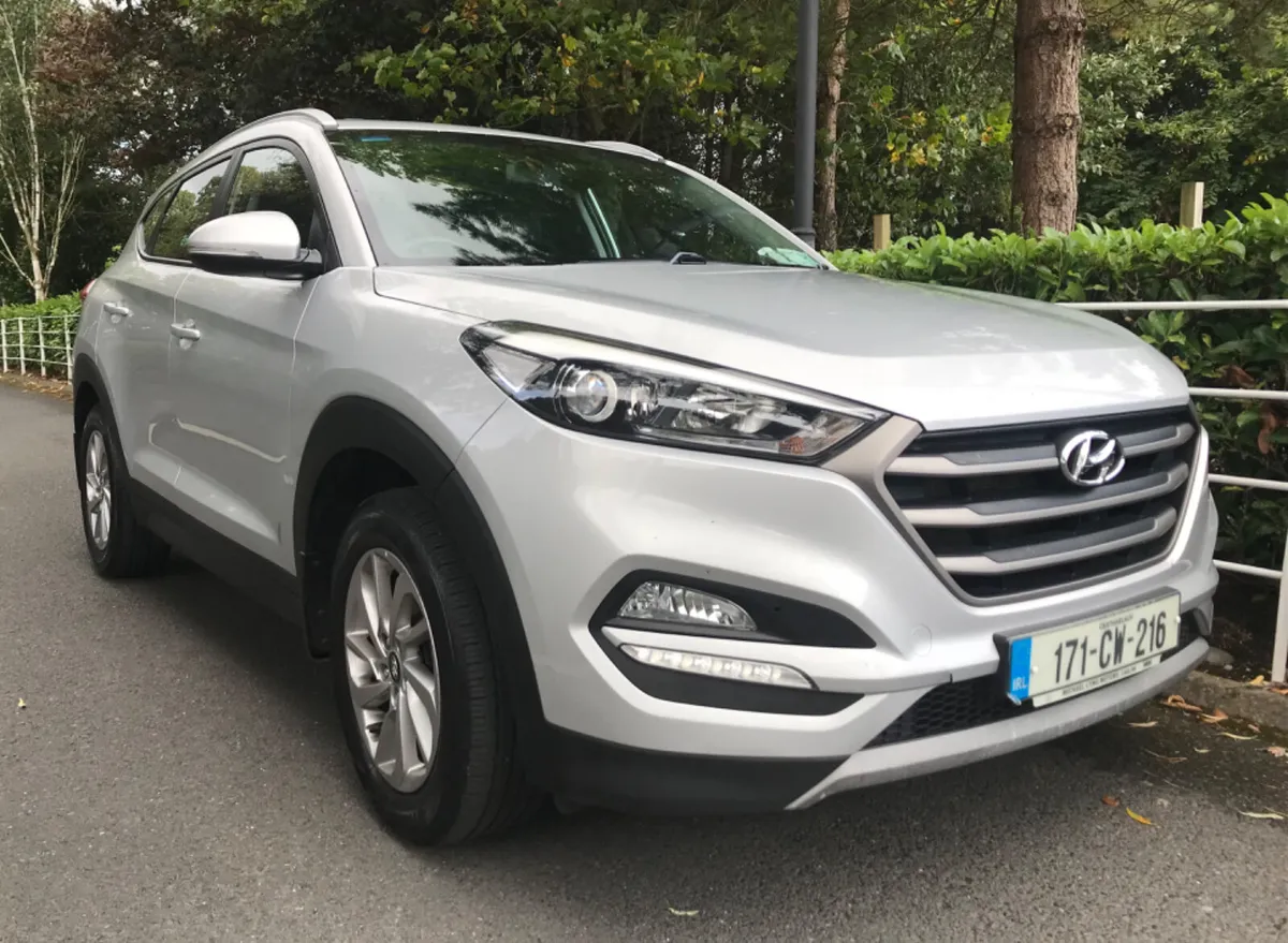 Hyundai Tucson 1.7 D Executive 2WD DCT - Image 3