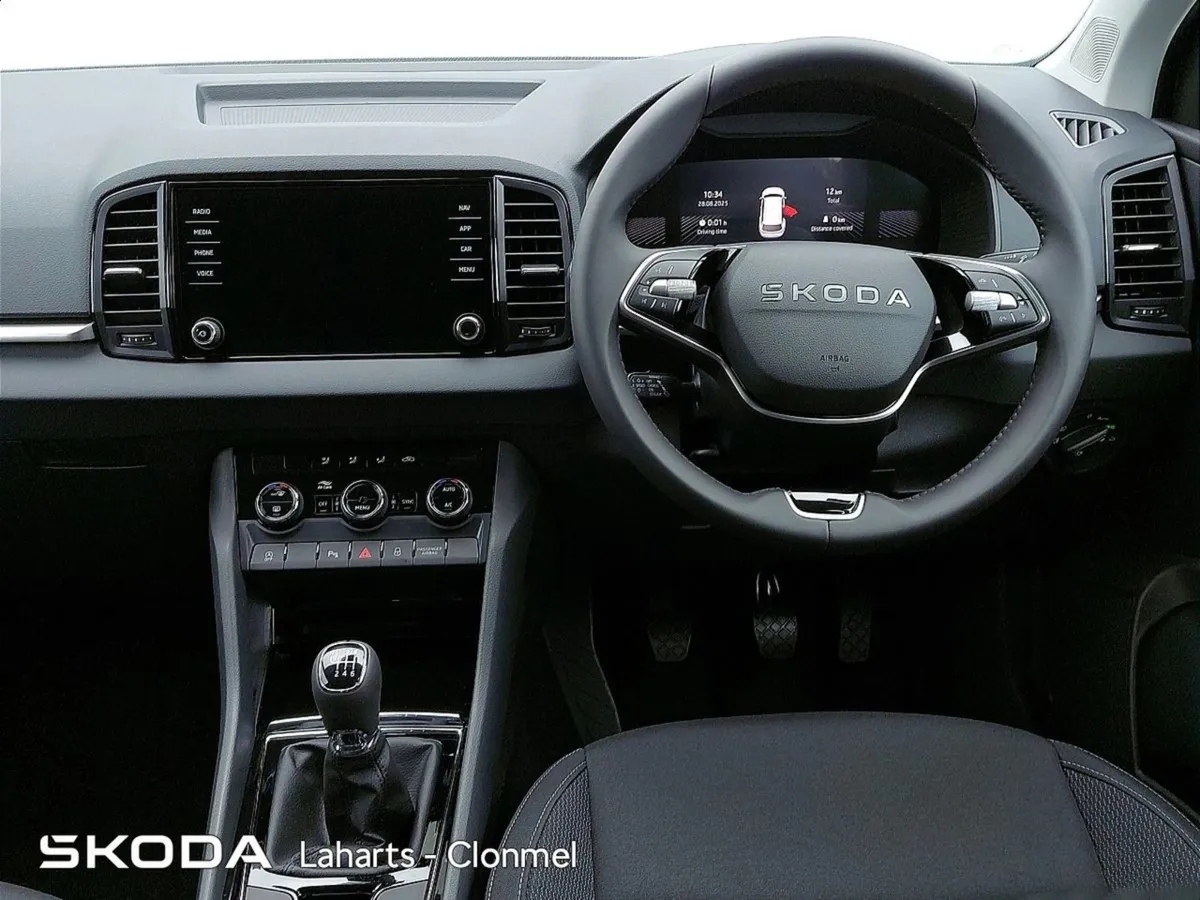 Skoda Karoq Selection 2.0tdi 115HP - Image 2