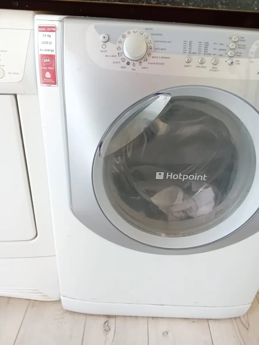 Washing machine - Image 1