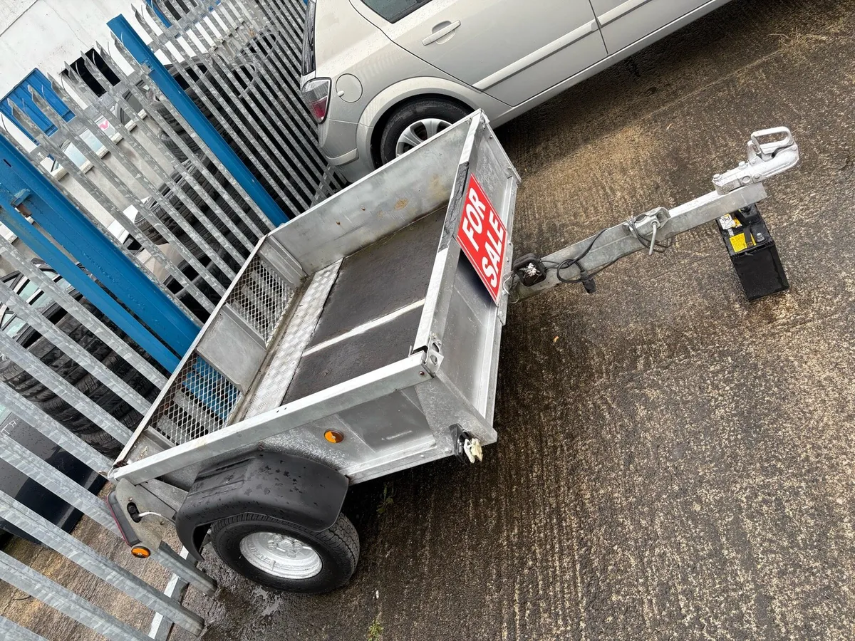 Handy Trailer - Image 1