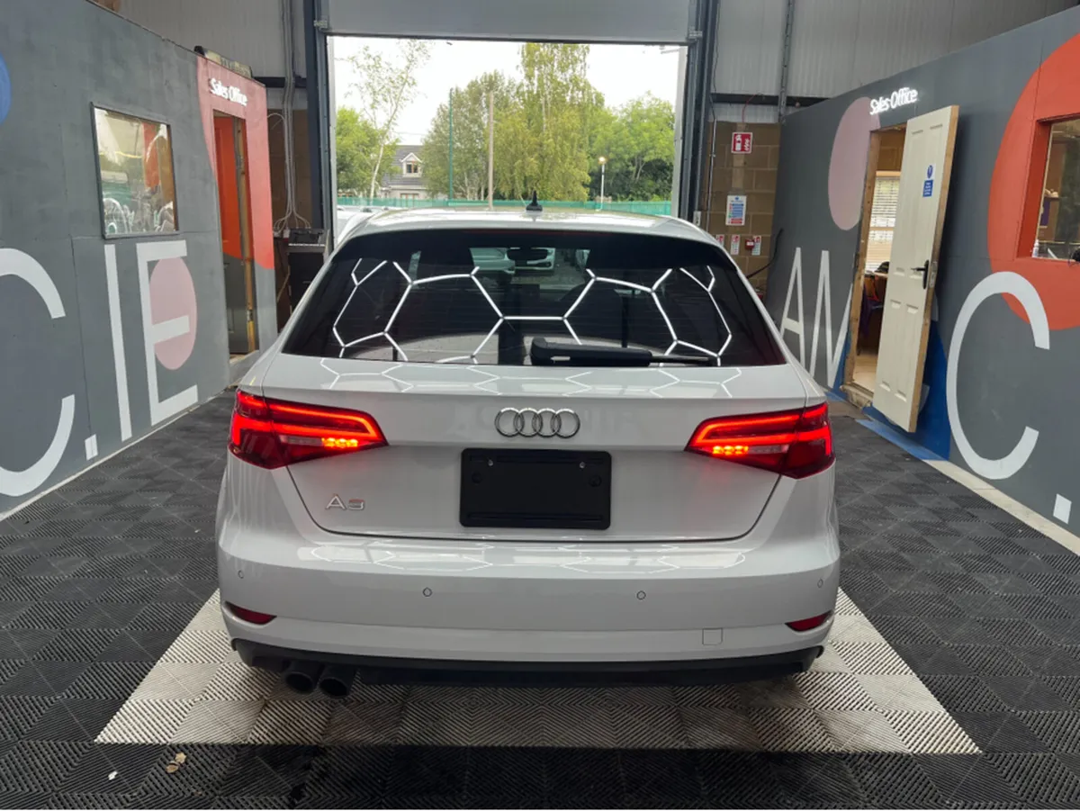 Audi A3 1.4 TFSI / 61k KMs / REVERSE CAMERA , ADAP - Image 4