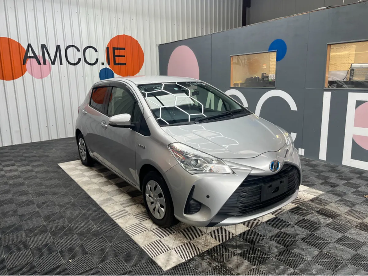 Toyota Vitz 1.0 PETROL / 80k KMs / REVERSE CAMERA - Image 1