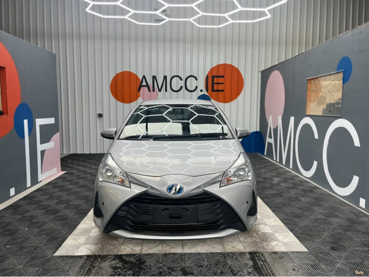 Toyota Vitz 1.0 PETROL / 80k KMs / REVERSE CAMERA - Image 2
