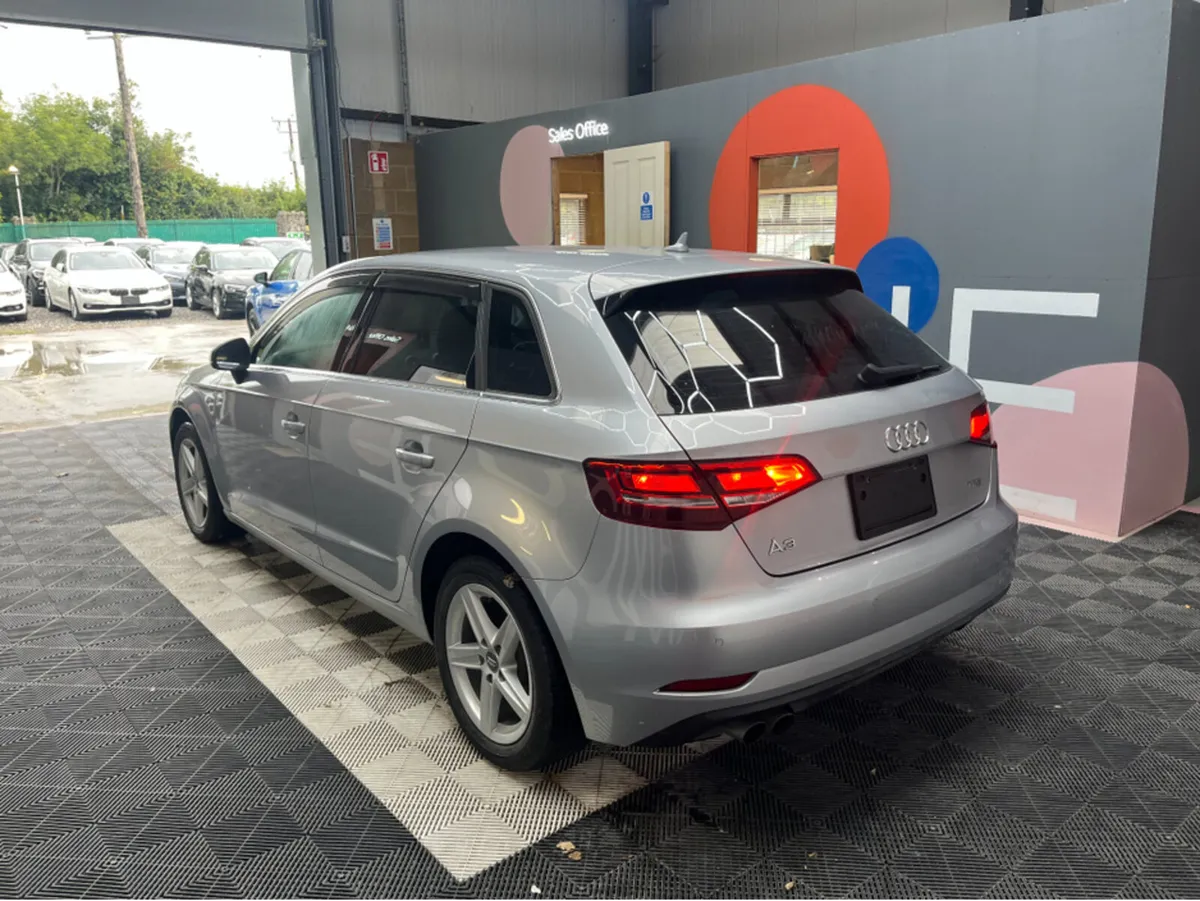 Audi A3 1.4 TFSI / 44k KMs / REVERSE CAMERA , ADAP - Image 4