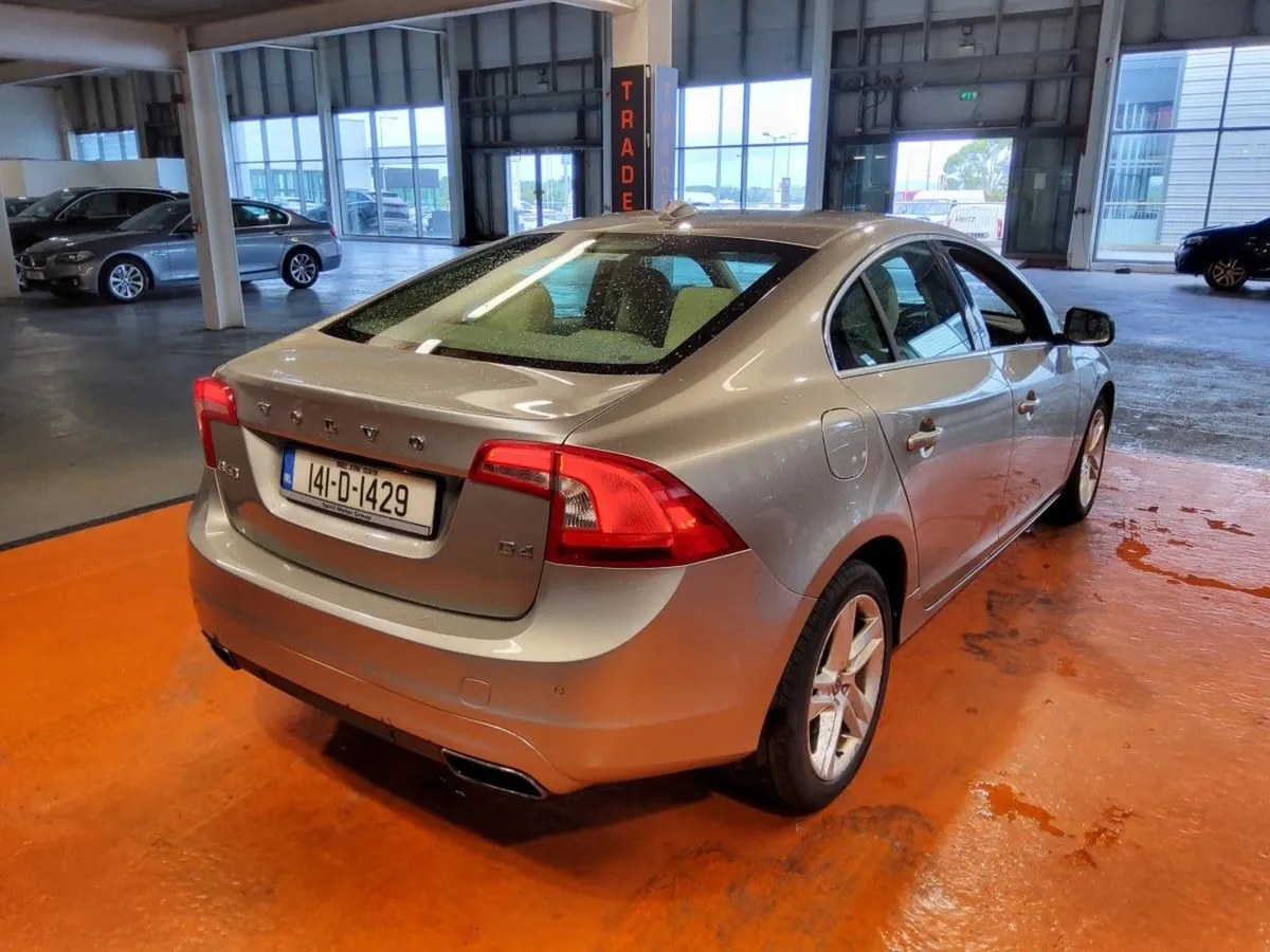 Volvo S60 D4 (181hp) SE - Image 3