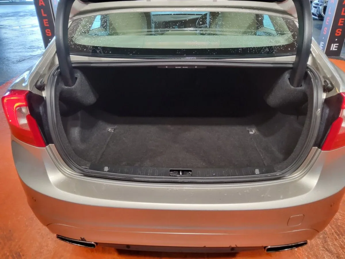 Volvo S60 D4 (181hp) SE - Image 4