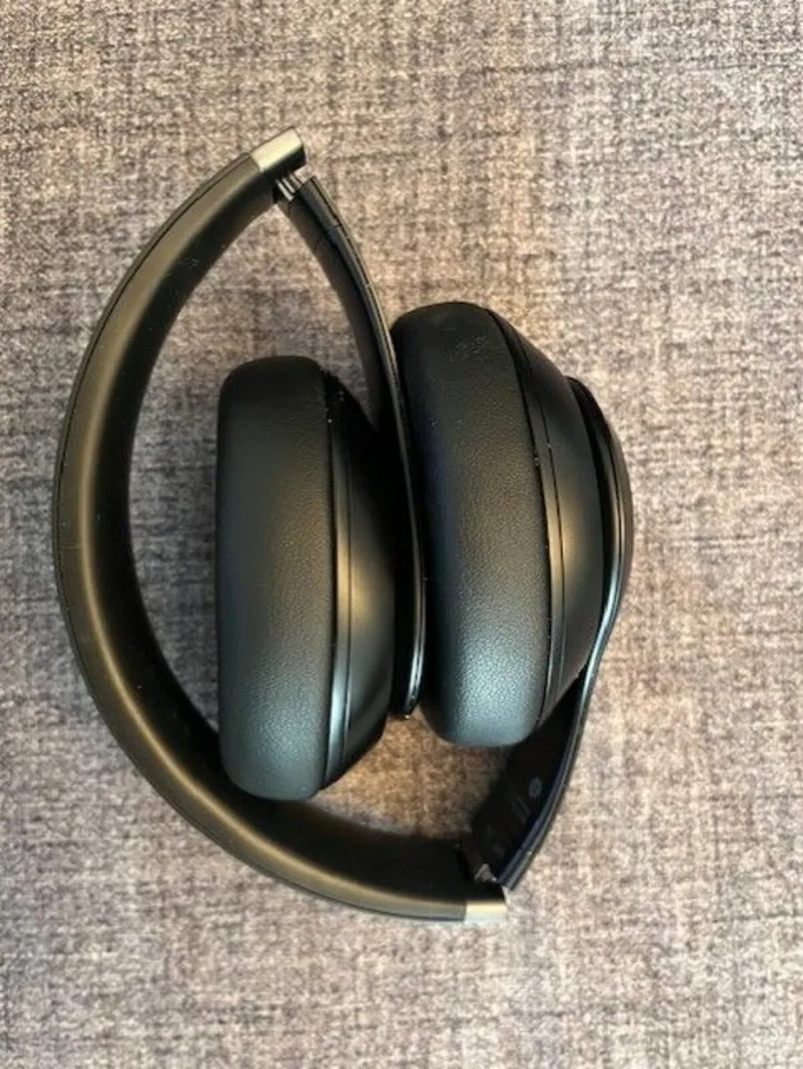 beats studio pro headphones - Image 2