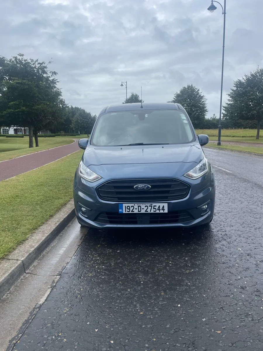 Ford Transit Connect Automatic - Image 3