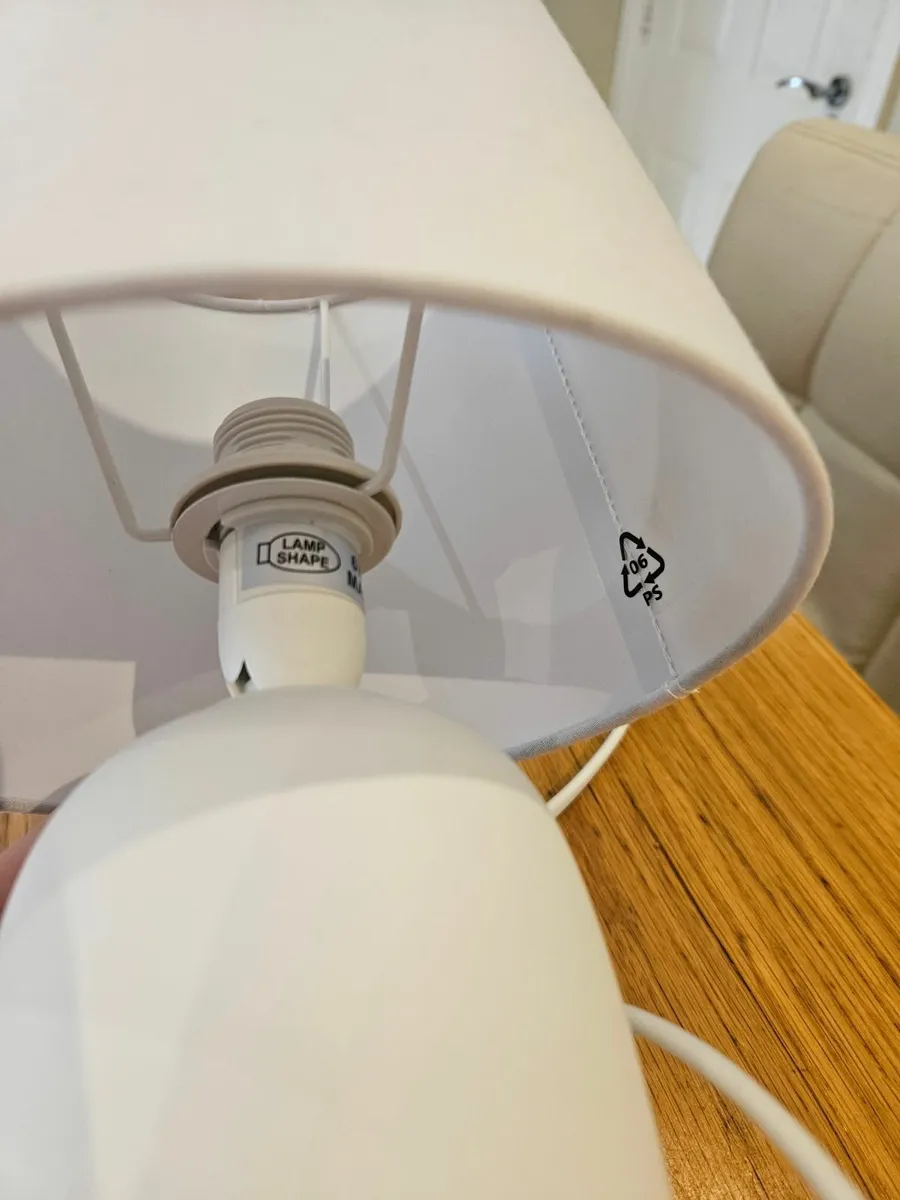 White table lamp - Image 2