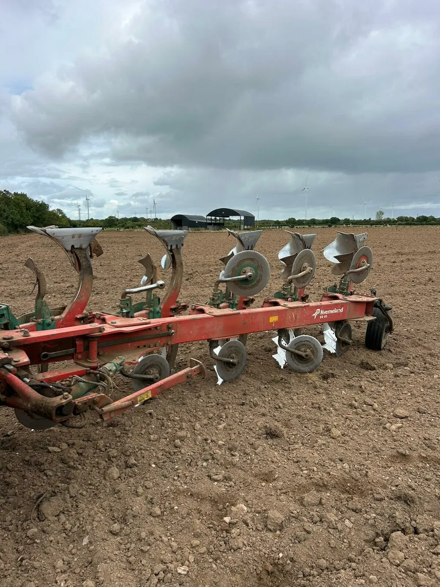 Kvernland 5 furrow - Image 4