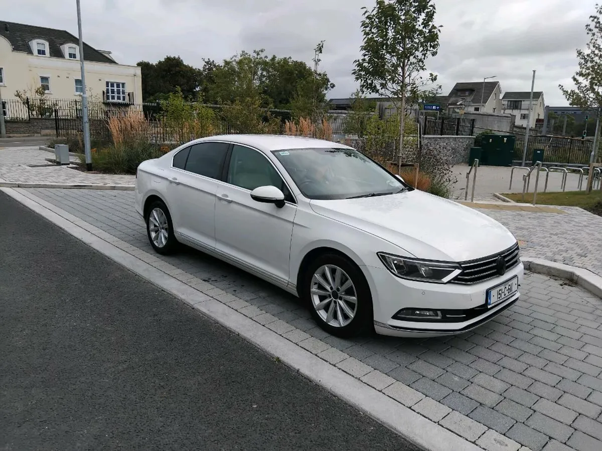 VW PASSAT - Image 1