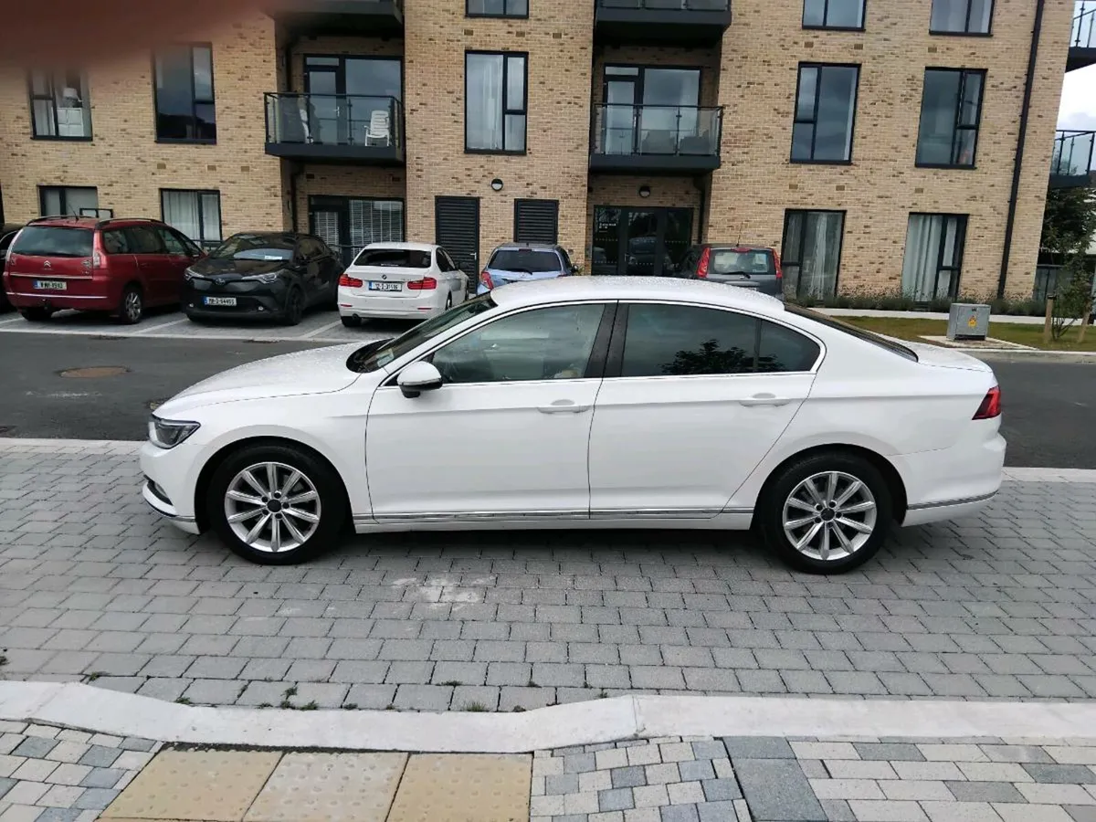 VW PASSAT - Image 3