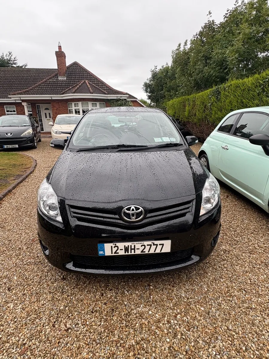 2012 Toyota Auris 1.4 diesel - Image 3