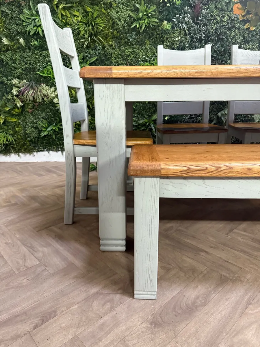 Oak kitchen table, 4 chairs & bench/dining set - Image 3