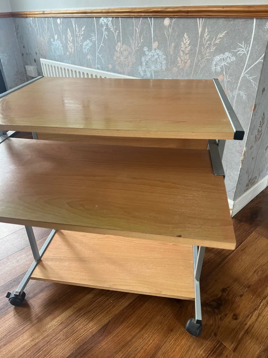 Study/work  table - Image 2